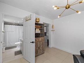 3151 NW 59th St, Miami FL 33142