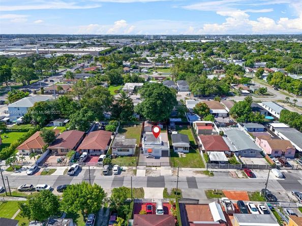 3151 NW 59th St, Miami FL 33142