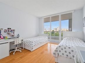 21205 Yacht Club Dr 805, Aventura FL 33180