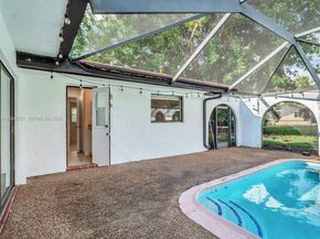 10251 NW 39th Ct, Coral Springs FL 33065