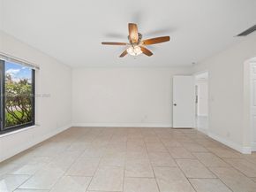 10251 NW 39th Ct, Coral Springs FL 33065