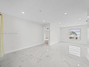 10251 NW 39th Ct, Coral Springs FL 33065