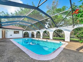 10251 NW 39th Ct, Coral Springs FL 33065