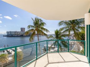 1660 W Glencoe St 302, Coconut Grove FL 33133