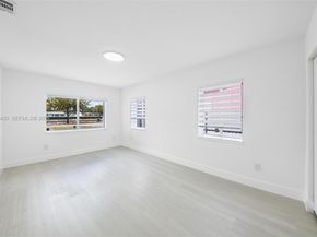 17201 NW 42nd Ave, Miami Gardens FL 33055