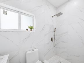 17201 NW 42nd Ave, Miami Gardens FL 33055