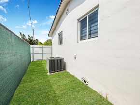 17201 NW 42nd Ave, Miami Gardens FL 33055