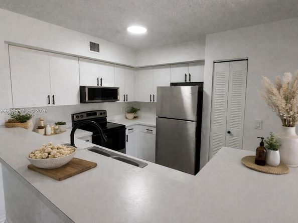 12166 Saint Andrews Pl 108, Miramar FL 33025