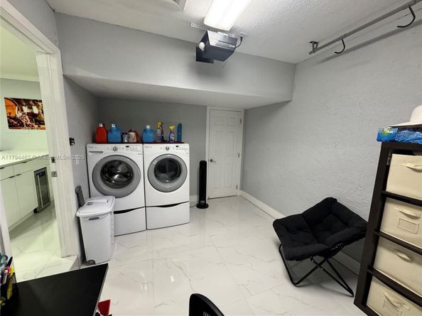 12663 NW 8th Way, Miami FL 33182