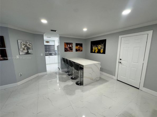 12663 NW 8th Way, Miami FL 33182