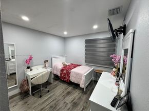 12663 NW 8th Way, Miami FL 33182