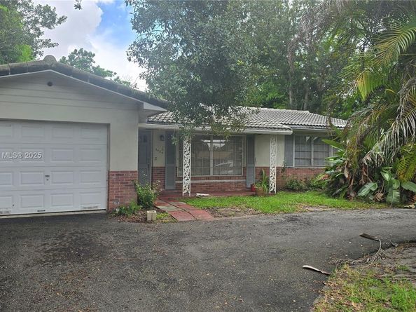 5420 Pierce St, Hollywood FL 33021