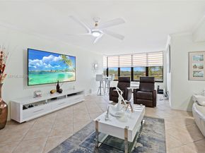 2768 S Carambola Cir S 403, Coconut Creek FL 33066