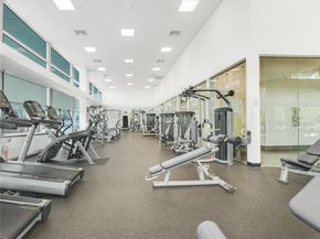 2950 NE 188th St 150, Aventura FL 33180