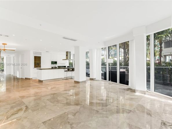 2950 NE 188th St 150, Aventura FL 33180