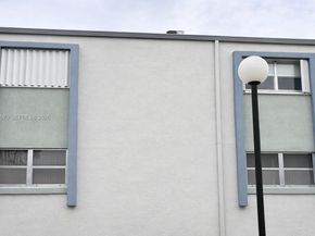 8758 SW 12th St 206, Miami FL 33174