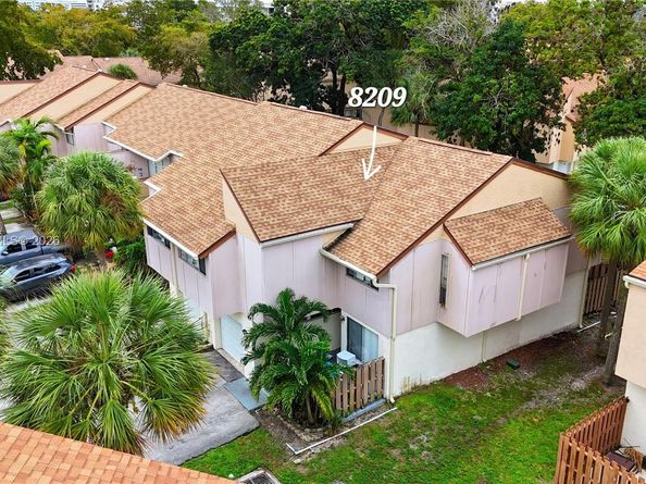 8209 NW 8th St 1, Plantation FL 33324
