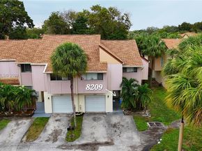 8209 NW 8th St 1, Plantation FL 33324
