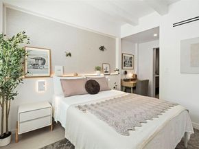 1390 Ocean Dr 202, Miami Beach FL 33139