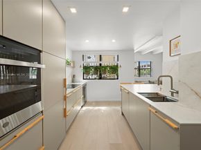 1390 Ocean Dr 202, Miami Beach FL 33139