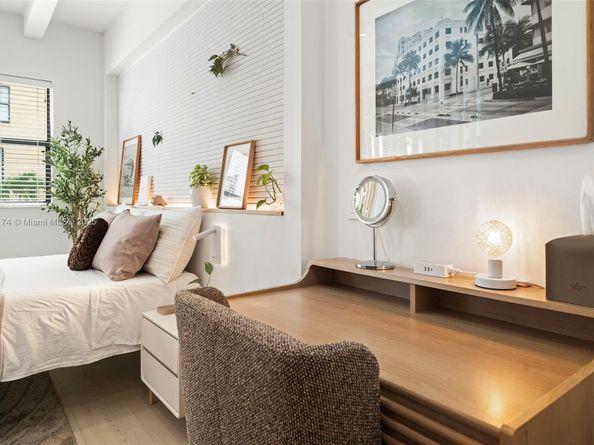 1390 Ocean Dr 202, Miami Beach FL 33139