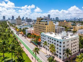 1390 Ocean Dr 202, Miami Beach FL 33139