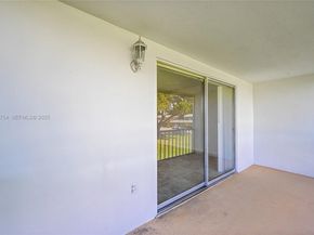 7305 NW 4th Pl 202, Margate FL 33063