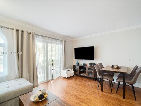 338 Majorca Ave 205, Coral Gables FL 33134