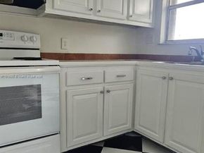 8595 Sunrise Lakes Blvd 307, Sunrise FL 33322