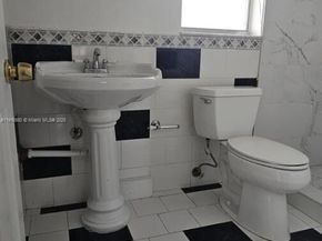 8595 Sunrise Lakes Blvd 307, Sunrise FL 33322