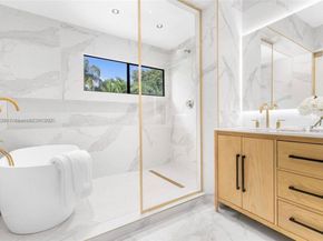 4444 Adams Ave, Miami Beach FL 33140