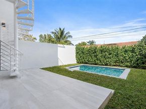 1245 SW 13th Ave 1245, Miami FL 33135