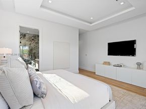 1245 SW 13th Ave 1245, Miami FL 33135