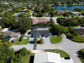 10860 SW 116th St, Miami FL 33176