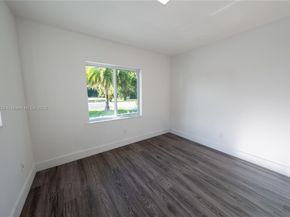 10860 SW 116th St, Miami FL 33176