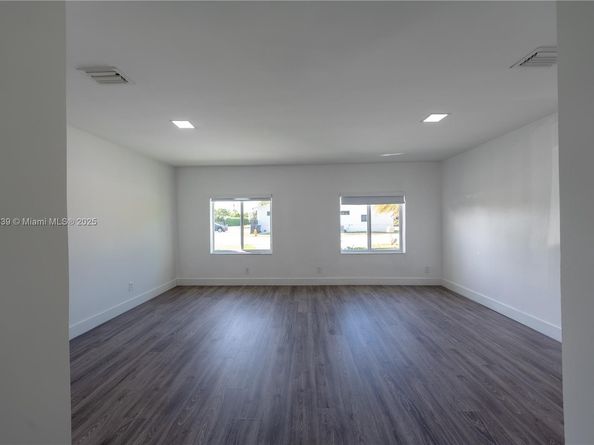 10860 SW 116th St, Miami FL 33176