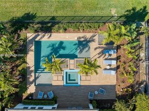 9369 Crestview Cir, Palm Beach Gardens FL 33412