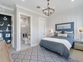 9369 Crestview Cir, Palm Beach Gardens FL 33412