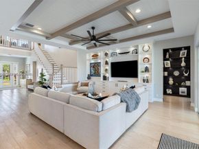 9369 Crestview Cir, Palm Beach Gardens FL 33412