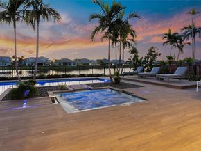 9369 Crestview Cir, Palm Beach Gardens FL 33412