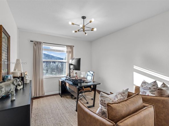 4272 N Magnolia Cir, Delray Beach FL 33445