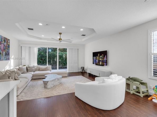 4272 N Magnolia Cir, Delray Beach FL 33445