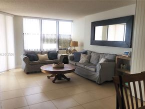 1901 Brickell Ave B1407, Miami FL 33129