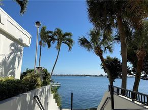 1901 Brickell Ave B1407, Miami FL 33129