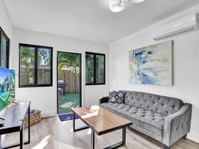 1024 NE 4th St, Hallandale Beach FL 33009