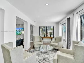 1024 NE 4th St, Hallandale Beach FL 33009