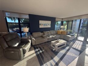 1301 NE River Reach Dr 317, Fort Lauderdale FL 33315