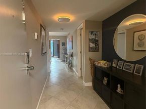 1301 NE River Reach Dr 317, Fort Lauderdale FL 33315