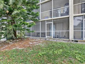 9470 Tangerine Pl 105, Davie FL 33324