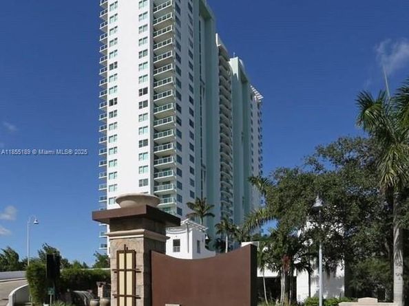 2641 N Flamingo Rd 2601N, Sunrise FL 33323